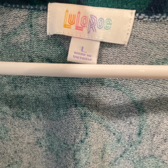 LuLaRoe Sarah Sweater - Picture 4 of 4